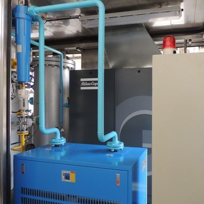 Mobiele installatie voor het opwekken van stikstofgas voor olie en gas, type IP65-container